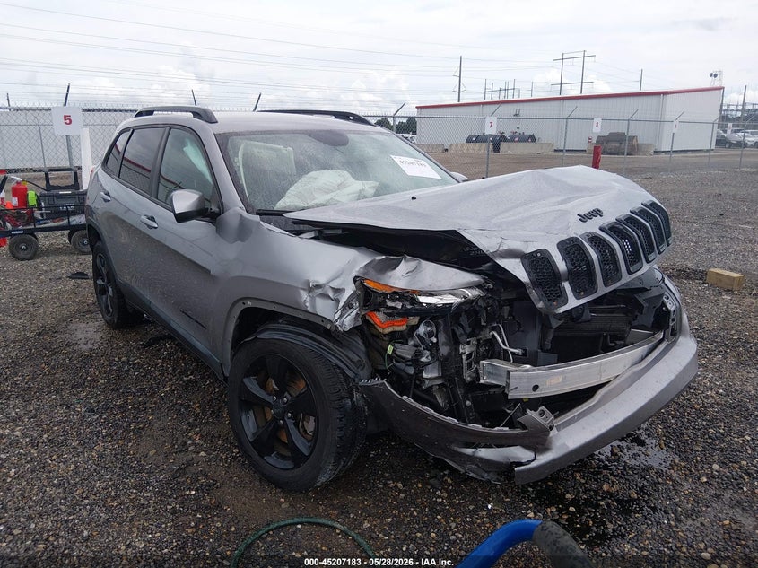 2015 Jeep Cherokee VIN 1C4PJLCB4FW723186 IAAI salvage auction — FRONT END, Salvage Title, sold $250 on 2026-07-22 (photo 1)