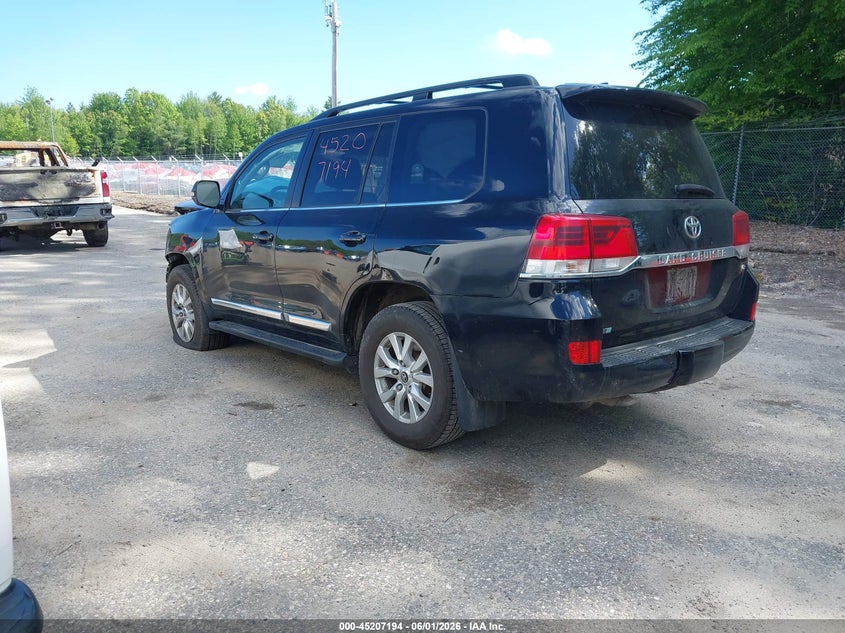 2019 Toyota Land cruiser VIN JTMCY7AJ4K4076922 IAAI salvage auction — FRONT END, Salvage Title, sold $20,900 on 2026-07-13 (photo 3)
