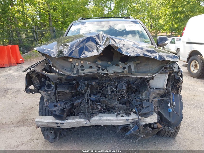 2019 Toyota Land cruiser VIN JTMCY7AJ4K4076922 IAAI salvage auction — FRONT END, Salvage Title, sold $20,900 on 2026-07-13 (photo 6)