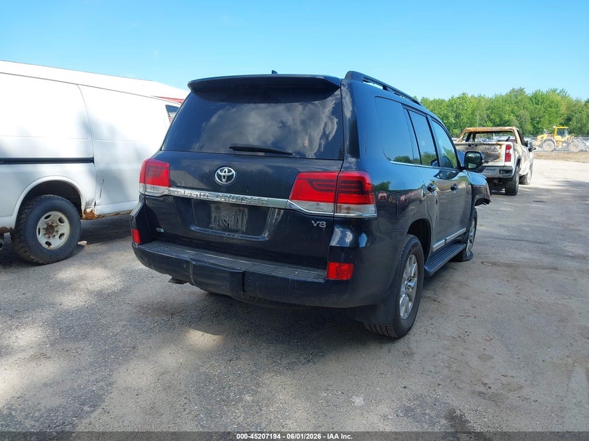 2019 Toyota Land cruiser VIN JTMCY7AJ4K4076922 IAAI salvage auction — FRONT END, Salvage Title, sold $20,900 on 2026-07-13 (photo 4)