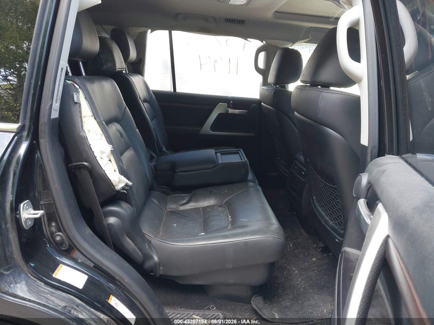 2019 Toyota Land cruiser VIN JTMCY7AJ4K4076922 IAAI salvage auction — FRONT END, Salvage Title, sold $20,900 on 2026-07-13 (photo 8)