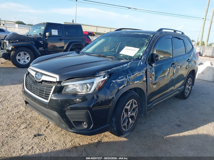 2019 Subaru Forester VIN JF2SKAEC7KH547588 IAAI salvage auction — ROLLOVER, Rebuildable (Florida), sold $1,325 on 2026-07-21 (photo 2)