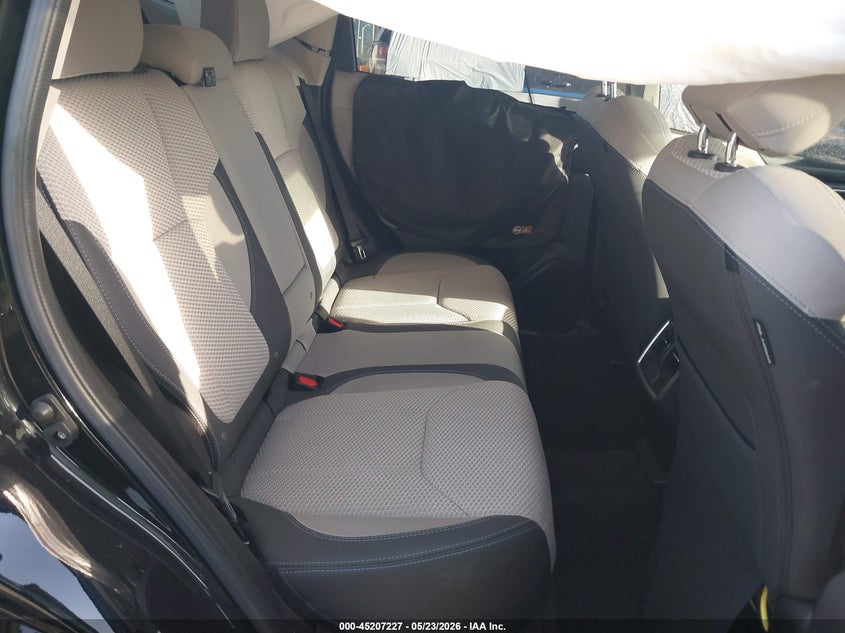 2019 Subaru Forester VIN JF2SKAEC7KH547588 IAAI salvage auction — ROLLOVER, Rebuildable (Florida), sold $1,325 on 2026-07-21 (photo 8)