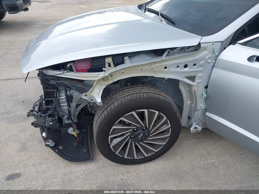 2025 Hyundai Sonata VIN KMHL34JJ4SA103191 IAAI salvage auction — FRONT END, Salvage Title, sold $8,800 on 2026-07-03 (photo 6)