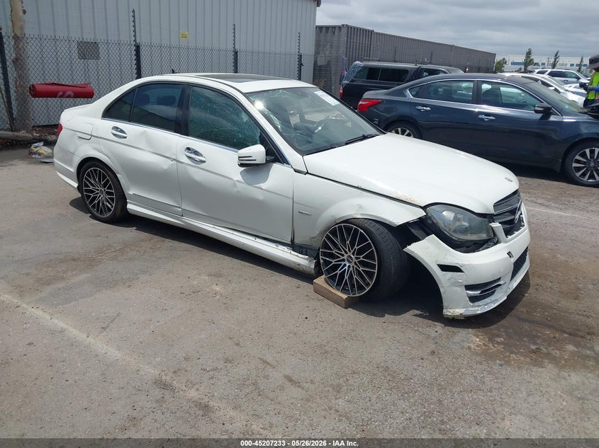 2012 Mercedes-benz C-klasse VIN WDDGF4HB2CR195289 IAAI salvage auction — LEFT & RIGHT, Salvage (California), sold $375 on 2026-07-11 (photo 1)