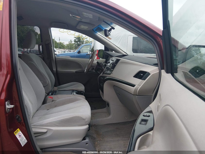 2013 Toyota Sienna VIN 5TDKK3DC5DS371229 IAAI salvage auction — LEFT FRONT, Salvage (Ohio), sold $2,350 on 2026-07-07 (photo 5)