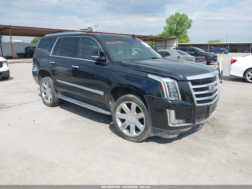 2019 Cadillac Escalade VIN 1GYS3BKJ1KR224081 IAAI salvage auction — LEFT SIDE, Salvage Title, sold $8,575 on 2026-10-14 (photo 1)