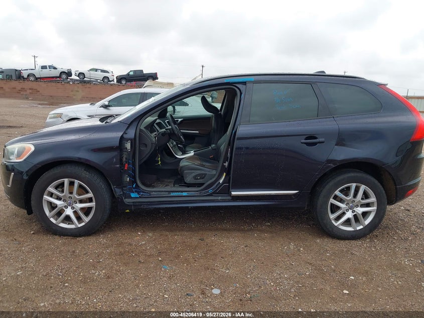 2017 Volvo Xc60 VIN YV440MDJ1H2196460 IAAI salvage auction — SIDE, Original (Texas), sold $800 on 2026-07-29 (photo 6)