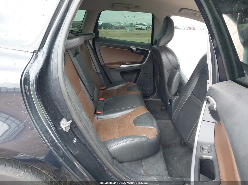 2017 Volvo Xc60 VIN YV440MDJ1H2196460 IAAI salvage auction — SIDE, Original (Texas), sold $800 on 2026-07-29 (photo 8)
