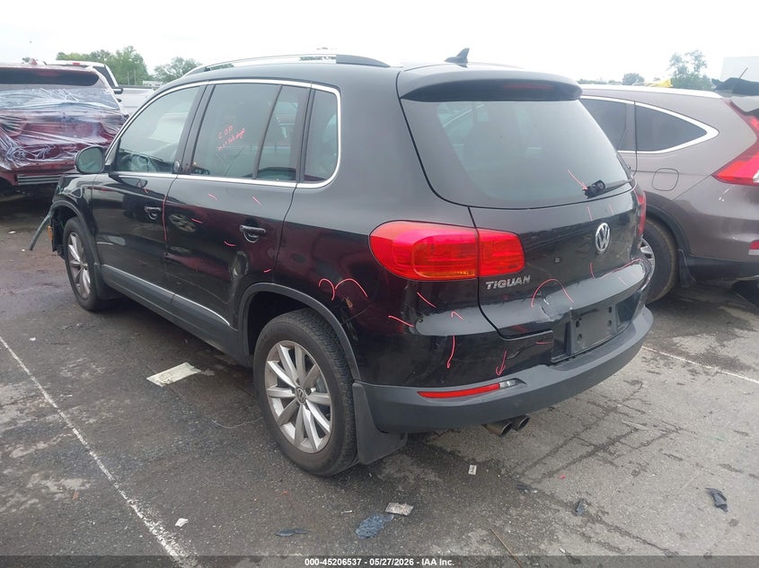2017 Volkswagen Tiguan VIN WVGSV7AX2HK015142 IAAI salvage auction — FRONT & REAR, Salvage (Idaho), sold $1,450 on 2026-07-13 (photo 3)
