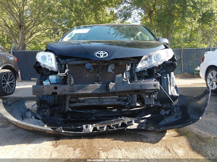 2015 Toyota Sienna VIN 5TDYK3DC5FS599471 IAAI salvage auction — FRONT END, Salvage (Kansas), sold $3,125 on 2026-07-08 (photo 6)