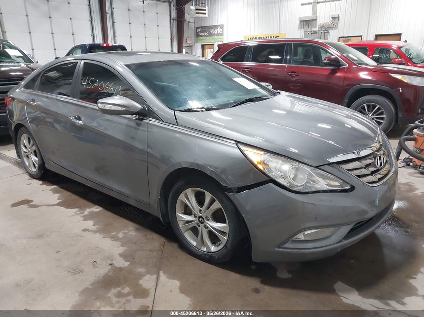2013 Hyundai Sonata VIN 5NPEC4AC1DH784243 IAAI salvage auction — FRONT END, Prior Salvage (Minnesota), sold $800 on 2026-07-09 (photo 1)
