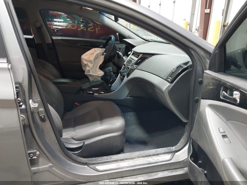 2013 Hyundai Sonata VIN 5NPEC4AC1DH784243 IAAI salvage auction — FRONT END, Prior Salvage (Minnesota), sold $800 on 2026-07-09 (photo 5)
