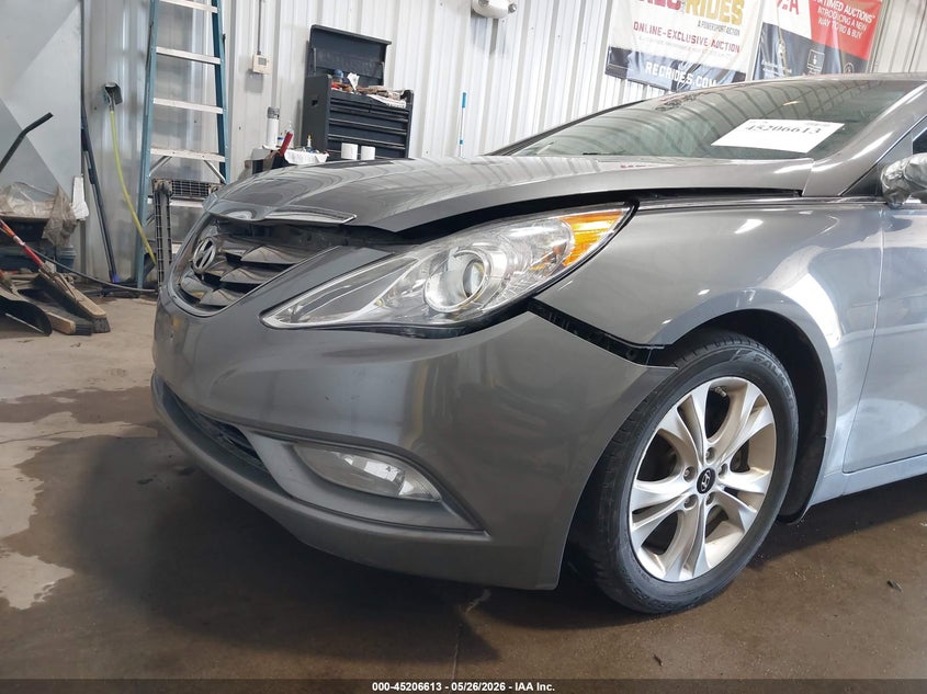 2013 Hyundai Sonata VIN 5NPEC4AC1DH784243 IAAI salvage auction — FRONT END, Prior Salvage (Minnesota), sold $800 on 2026-07-09 (photo 6)
