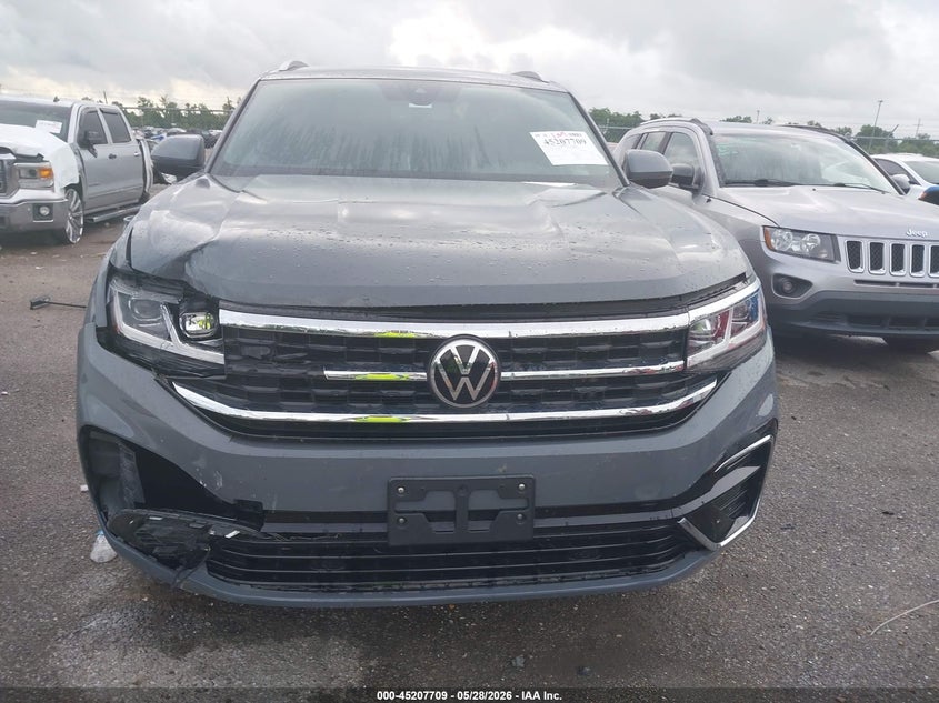 2022 Volkswagen Atlas cross sport VIN 1V2SE2CA7NC226129 IAAI salvage auction — FRONT END, Wait Title, sold $8,100 on 2026-08-27 (photo 6)