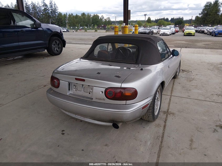 1991 Mazda Mx-5 VIN JM1NA3516M1217932 IAAI salvage auction — FRONT END, Bill Of Sale (Washington), sold $1,650 on 2026-07-15 (photo 4)