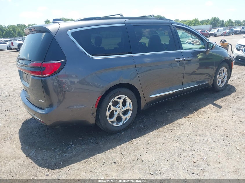 2022 Chrysler Pacifica VIN 2C4RC1GG1NR121978 IAAI salvage auction — FRONT END, Salvage Title, sold $3,750 on 2026-09-02 (photo 4)