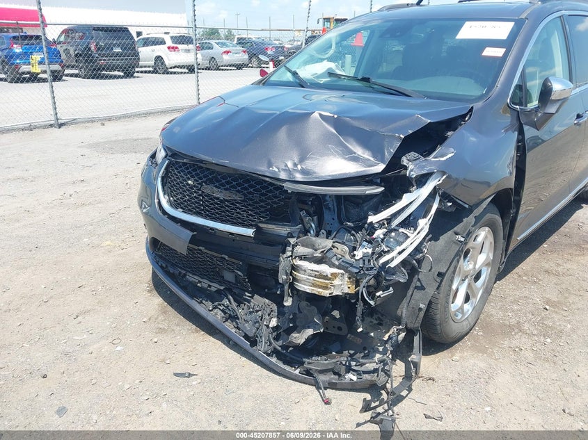 2022 Chrysler Pacifica VIN 2C4RC1GG1NR121978 IAAI salvage auction — FRONT END, Salvage Title, sold $3,750 on 2026-09-02 (photo 6)