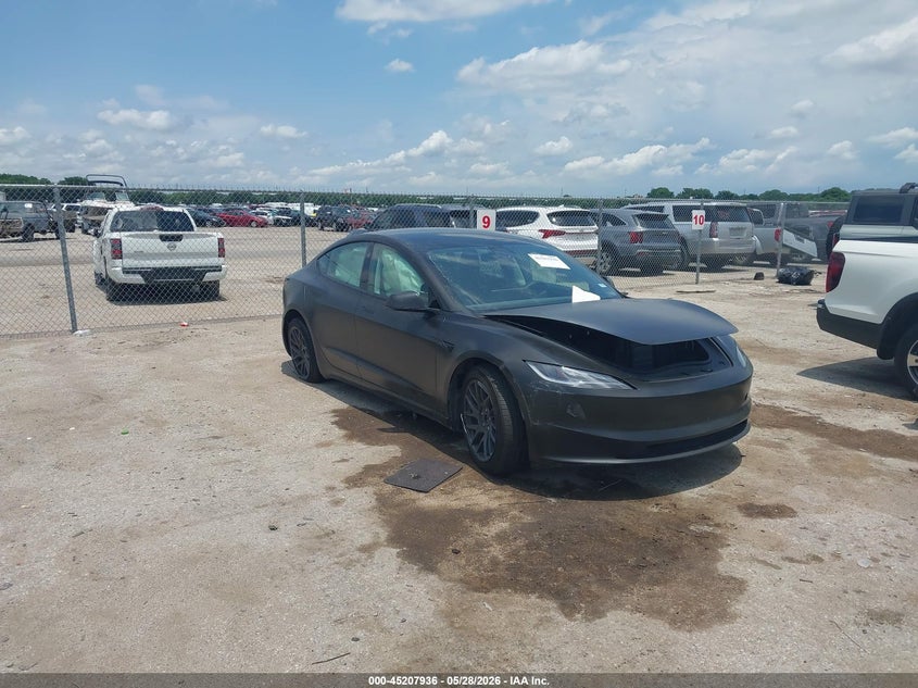 2025 Tesla Model 3 VIN 5YJ3E1EA7SF068161 IAAI salvage auction — RIGHT FRONT, Salvage Title, sold $11,250 on 2026-07-16 (photo 1)