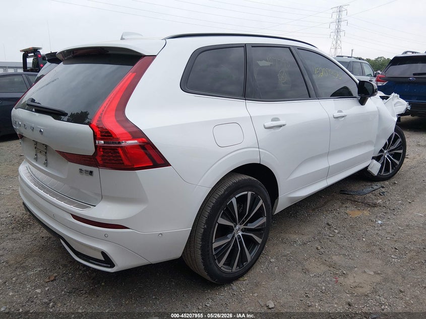 2025 Volvo Xc60 VIN YV4M12RC9S1197798 IAAI salvage auction — SIDE, Salvage (Indiana), sold $16,500 on 2026-08-12 (photo 4)