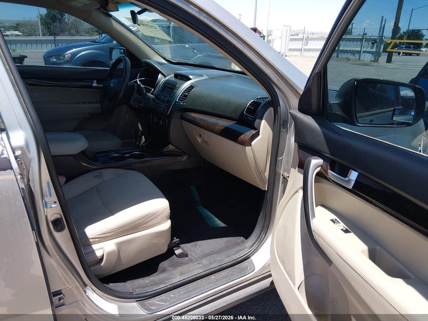 2015 Kia Sorento VIN 5XYKTDA78FG649874 IAAI salvage auction — RIGHT FRONT, Salvage (New Mexico), sold $1,500 on 2026-07-06 (photo 5)