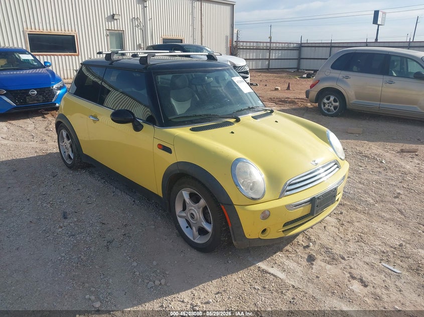 2005 Mini Cooper VIN WMWRC33505TK61557 IAAI salvage auction — HAIL, Original (Texas), sold $1,100 on 2026-07-09 (photo 1)