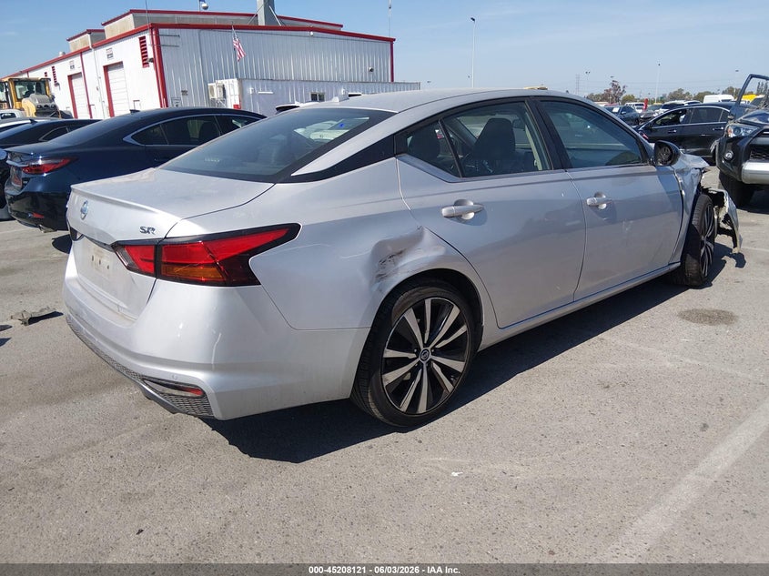 2020 Nissan Altima VIN 1N4BL4CV6LC135152 IAAI salvage auction — RIGHT FRONT, Salvage Title, sold $3,650 on 2026-07-09 (photo 4)