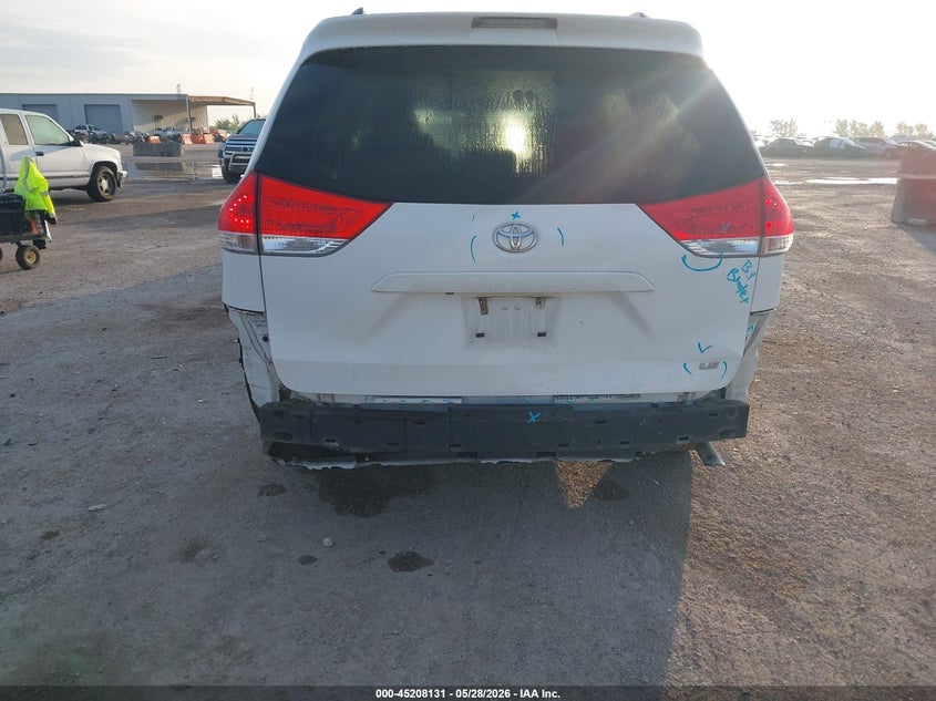 2011 Toyota Sienna VIN 5TDKK3DC8BS072637 IAAI salvage auction — REAR END, Original (Texas), sold $2,125 on 2026-07-08 (photo 6)