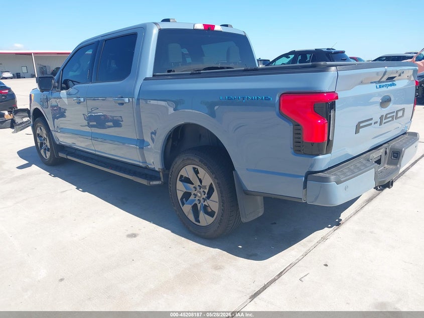 2023 Ford F-150 VIN 1FTVW1EL1PWG52517 IAAI salvage auction — RIGHT SIDE, Original (Texas), sold $16,300 on 2026-07-30 (photo 3)