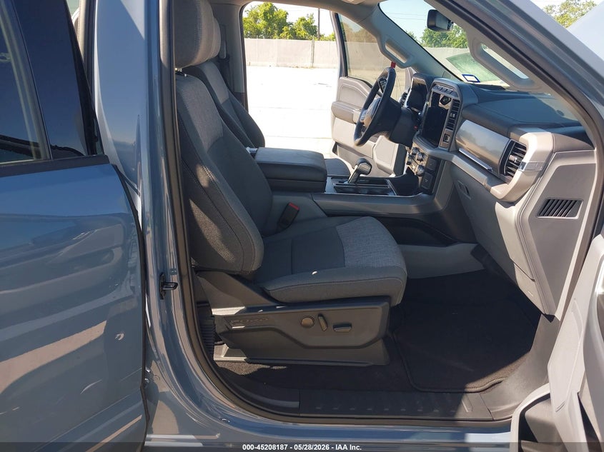 2023 Ford F-150 VIN 1FTVW1EL1PWG52517 IAAI salvage auction — RIGHT SIDE, Original (Texas), sold $16,300 on 2026-07-30 (photo 5)