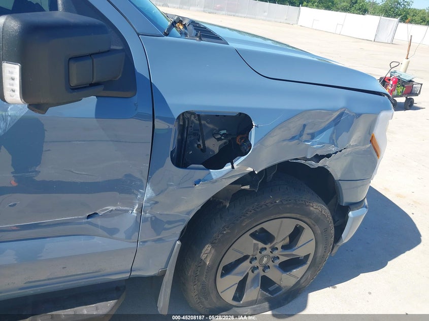 2023 Ford F-150 VIN 1FTVW1EL1PWG52517 IAAI salvage auction — RIGHT SIDE, Original (Texas), sold $16,300 on 2026-07-30 (photo 6)