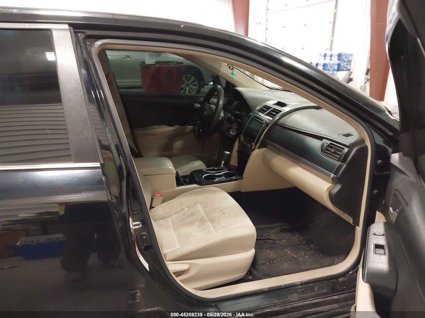2014 Toyota Camry VIN 4T4BF1FK2ER337633 IAAI salvage auction — FRONT & REAR, Salvage (Colorado), sold $800 on 2026-07-25 (photo 5)