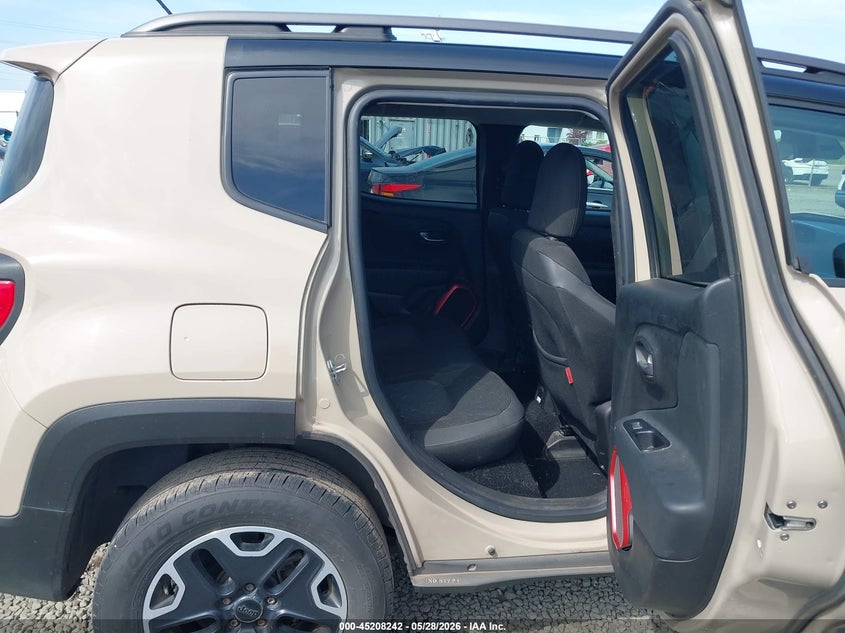 2015 Jeep Renegade VIN ZACCJBCT8FPB97952 IAAI salvage auction — FRONT END, Salvage Title, sold $825 on 2026-07-23 (photo 8)