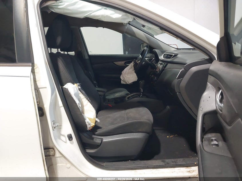 2016 Nissan Rogue VIN KNMAT2MT7GP709893 IAAI salvage auction — RIGHT FRONT, Salvage (North Carolina), sold $650 on 2026-07-09 (photo 5)