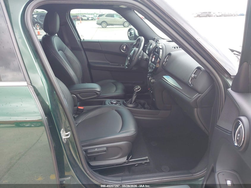 2018 Mini Countryman VIN WMZYS7C33J3E08636 IAAI salvage auction — LEFT SIDE, Salvage Title, sold $3,950 on 2026-07-27 (photo 5)