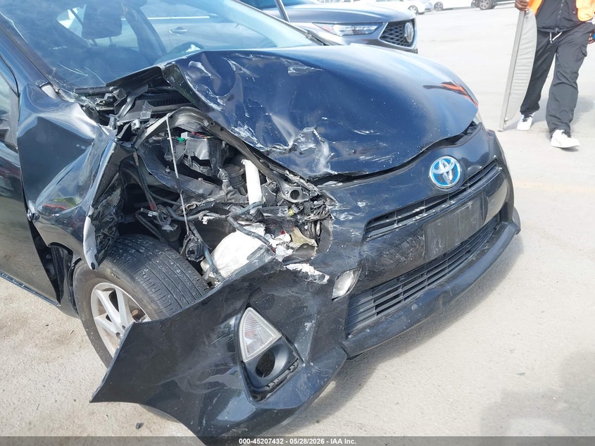 2012 Toyota Prius c VIN JTDKDTB31C1012209 IAAI salvage auction — RIGHT FRONT, Salvage Title, sold $575 on 2026-07-29 (photo 6)