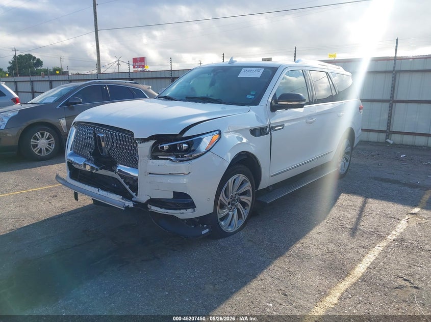 2024 Lincoln Navigator VIN 5LMJJ2NG4REL19932 IAAI salvage auction — FRONT END, Original (Texas), sold $12,200 on 2026-07-30 (photo 2)