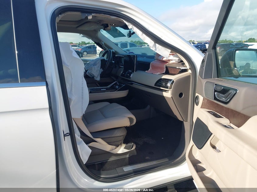 2024 Lincoln Navigator VIN 5LMJJ2NG4REL19932 IAAI salvage auction — FRONT END, Original (Texas), sold $12,200 on 2026-07-30 (photo 5)