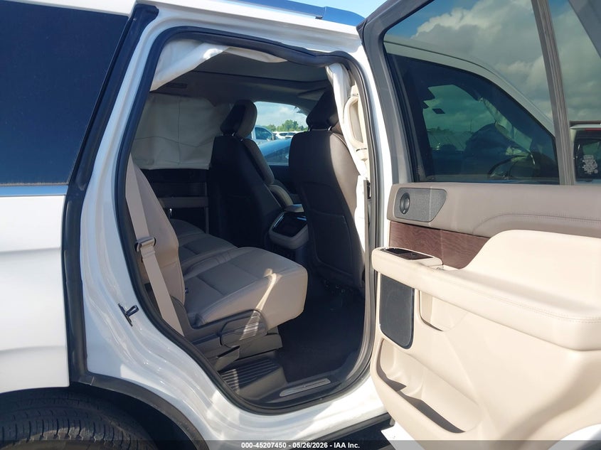 2024 Lincoln Navigator VIN 5LMJJ2NG4REL19932 IAAI salvage auction — FRONT END, Original (Texas), sold $12,200 on 2026-07-30 (photo 8)