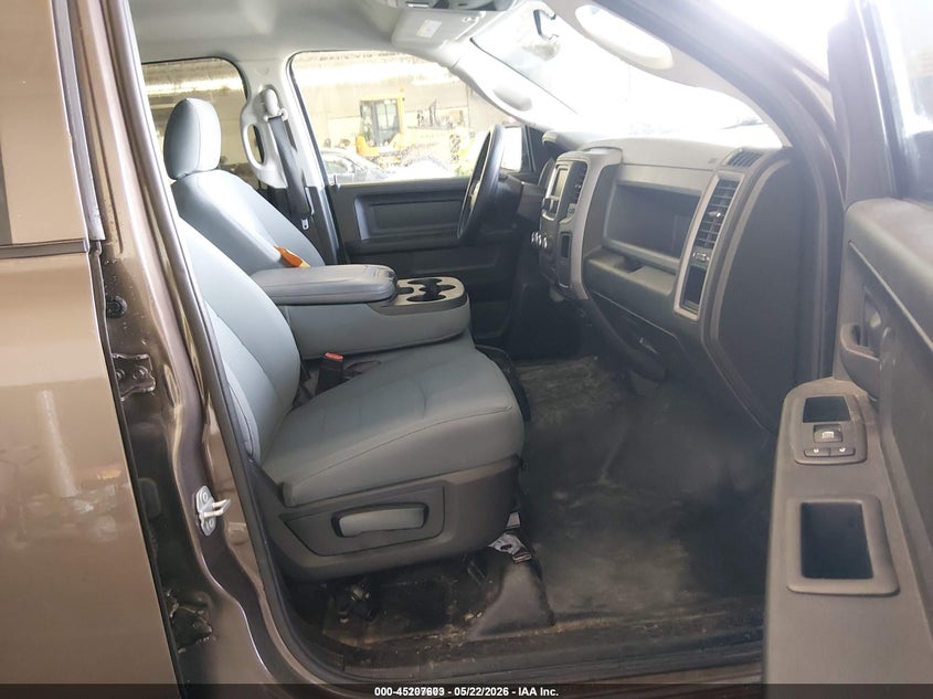 2019 Ram 1500 VIN 1C6RR7KG2KS658529 IAAI salvage auction — NORMAL WEAR, Sf97 (New York), sold $10,200 on 2026-07-31 (photo 5)