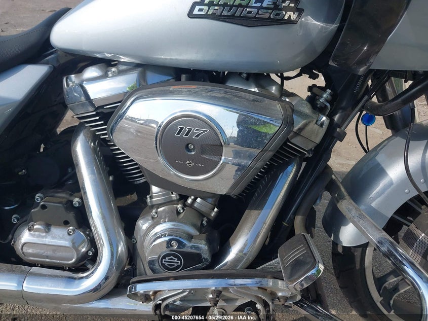 2024 Harley-davidson Road glide VIN 1HD1KH711RB606953 IAAI salvage auction — SIDE, Salvage Title, sold $9,650 on 2026-08-19 (photo 8)