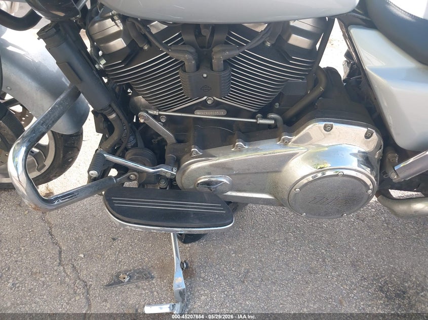 2024 Harley-davidson Road glide VIN 1HD1KH711RB606953 IAAI salvage auction — SIDE, Salvage Title, sold $9,650 on 2026-08-19 (photo 9)