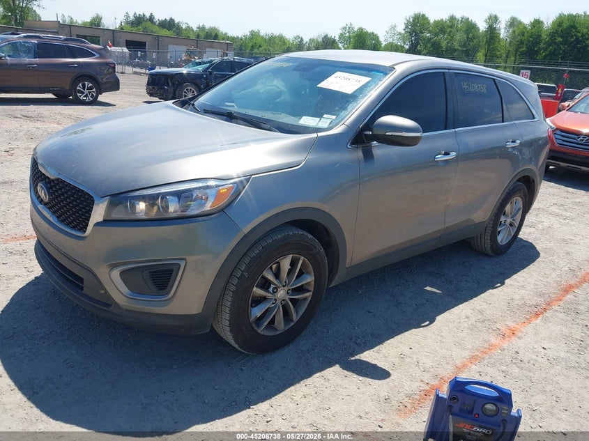 2016 Kia Sorento VIN 5XYPG4A3XGG015541 IAAI salvage auction — SIDE, Salvage Title, sold $1,350 on 2026-07-09 (photo 2)