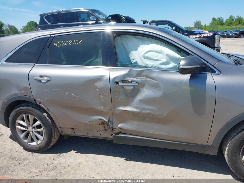 2016 Kia Sorento VIN 5XYPG4A3XGG015541 IAAI salvage auction — SIDE, Salvage Title, sold $1,350 on 2026-07-09 (photo 6)