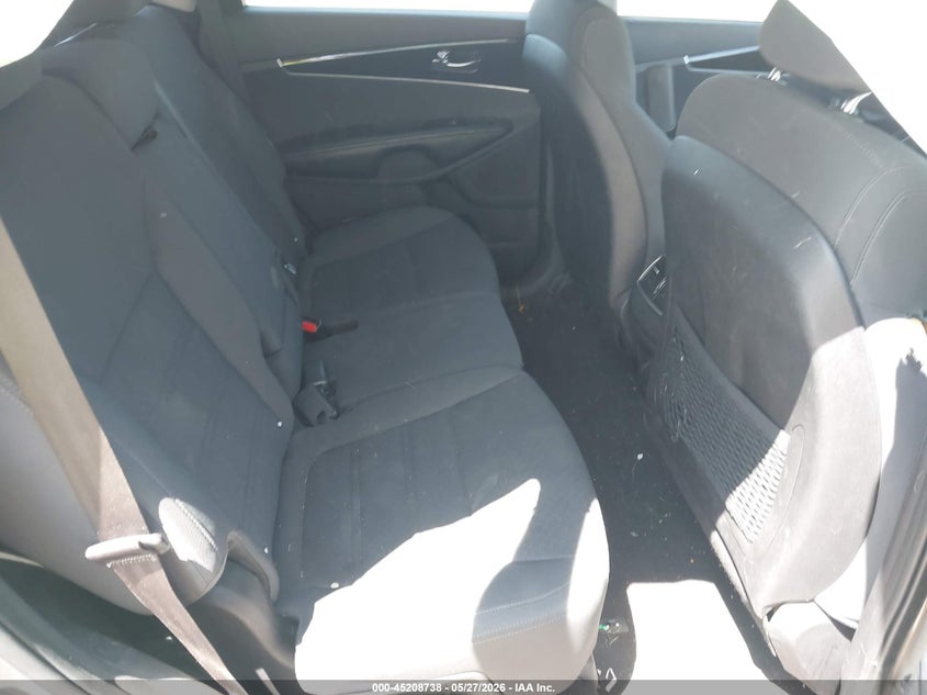 2016 Kia Sorento VIN 5XYPG4A3XGG015541 IAAI salvage auction — SIDE, Salvage Title, sold $1,350 on 2026-07-09 (photo 8)