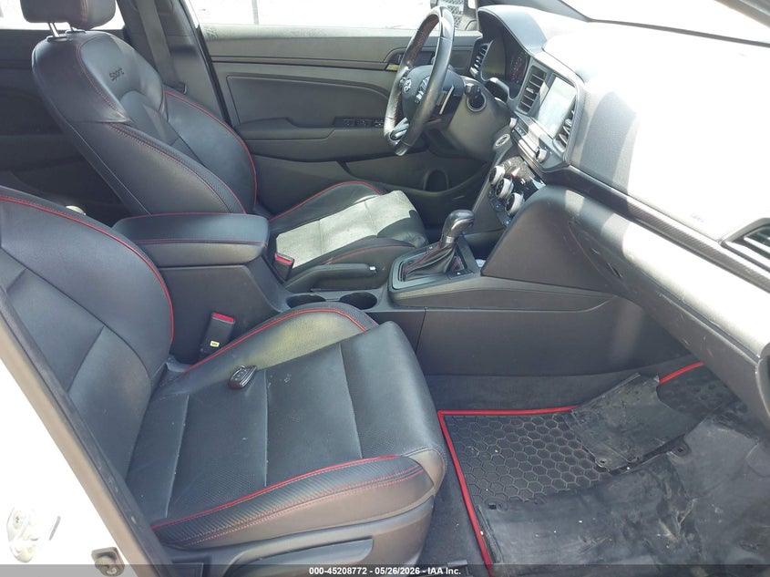 2019 Hyundai Elantra VIN KMHD04LB4KU811197 IAAI salvage auction — RIGHT FRONT, Salvage (Illinois), sold $2,500 on 2026-07-08 (photo 5)