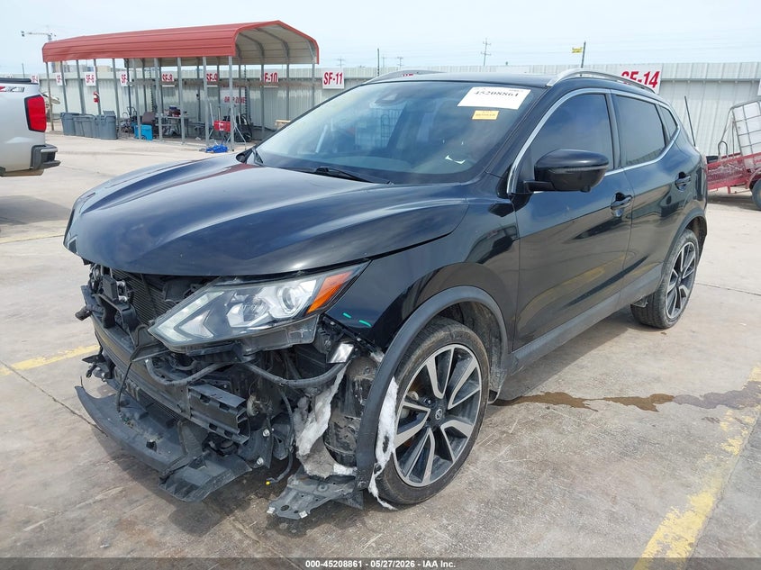 2018 Nissan Rogue VIN JN1BJ1CP5JW196183 IAAI salvage auction — FRONT & REAR, Salvage Title, sold $2,500 on 2026-07-13 (photo 2)