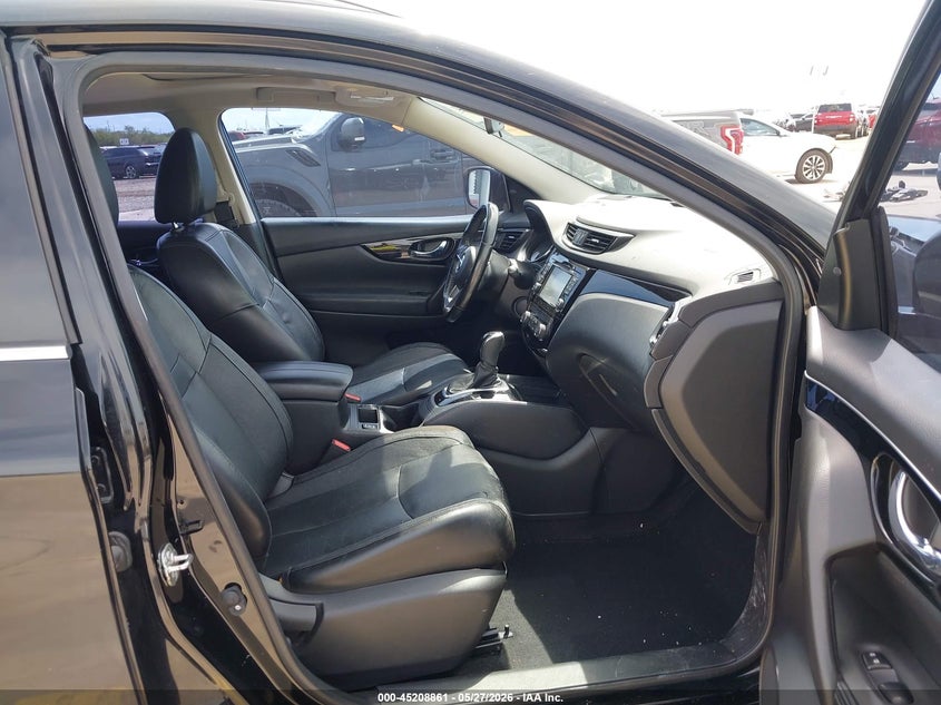 2018 Nissan Rogue VIN JN1BJ1CP5JW196183 IAAI salvage auction — FRONT & REAR, Salvage Title, sold $2,500 on 2026-07-13 (photo 5)