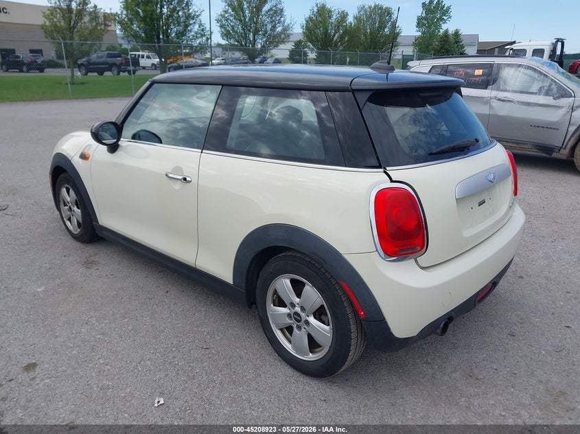 2014 Mini Hard top VIN WMWXM5C5XET935617 IAAI salvage auction — RIGHT SIDE, Salvage Title, sold $600 on 2026-07-24 (photo 3)