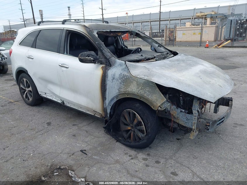 2018 Kia Sorento VIN 5XYPHDA50JG417588 IAAI salvage auction — ENGINE BURN, Non-Repairable (California), sold $125 on 2026-07-28 (photo 1)